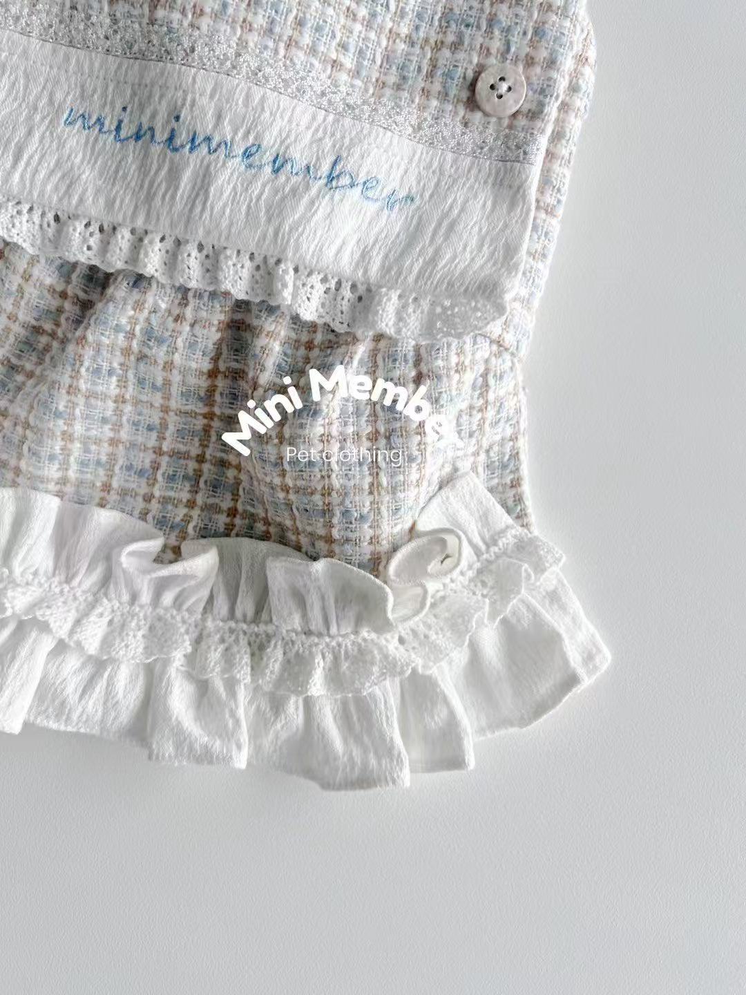 미니 멤버 이른 봄 커플은 애완 동물을 위해 설정했습니다