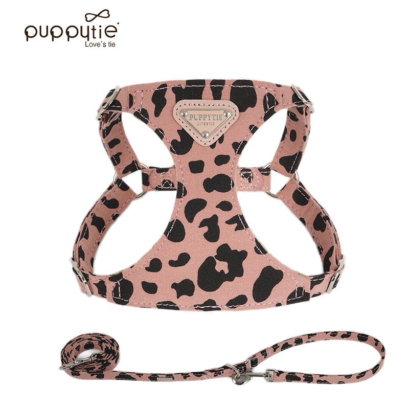 Puppytie【小型犬・猫用】牛柄ハーネス&リードセット|甘かわデザインでお散歩をもっと楽しく|Cow-Pattern Dog & Cat Harness with Leash | Cute Small Pet Harness