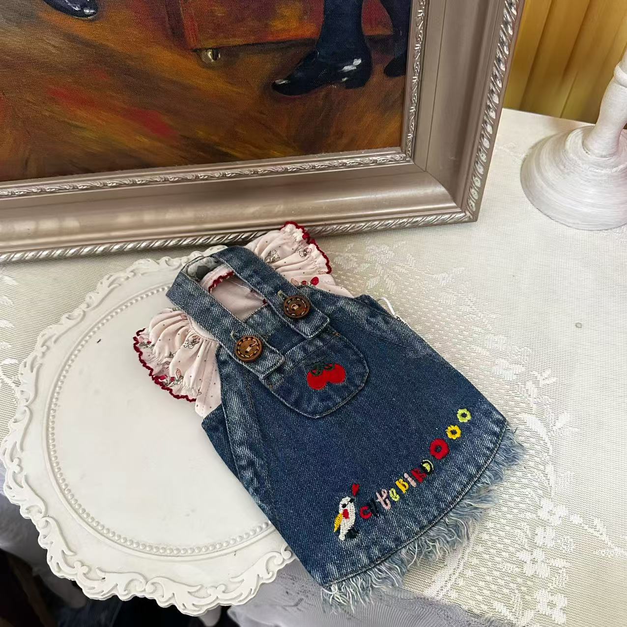 TaniWina 遊び心のある足跡 パフスリーブシャツ - スイートストロベリー&ドリーミーカーニバル