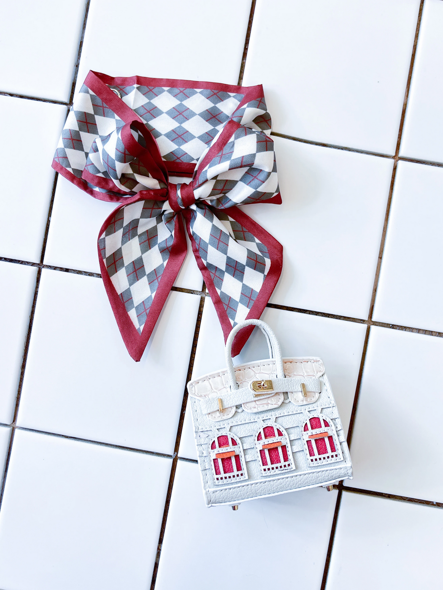 Fancy House Celeb Ribbon Shirt (with Scarf & Mini Bag)