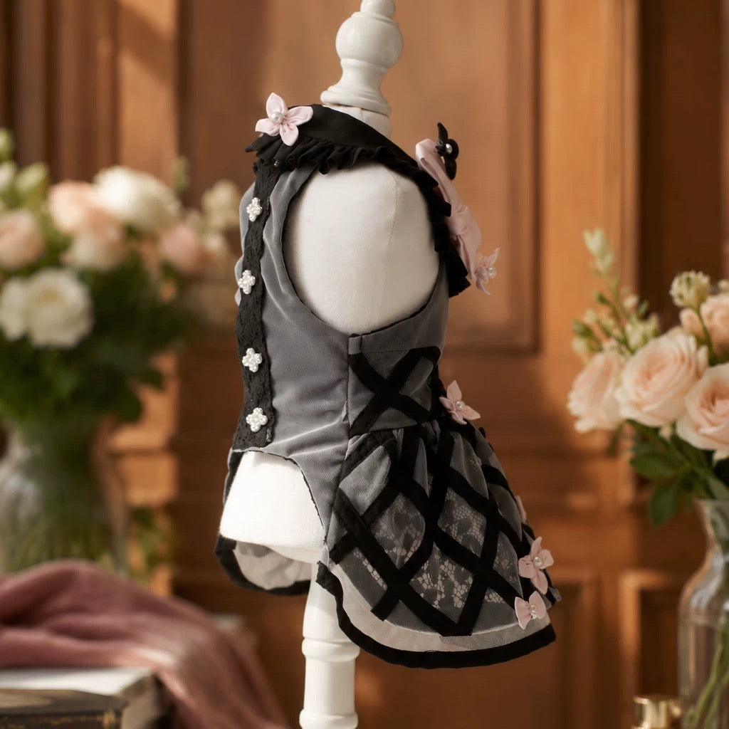 Elsamilu Blossom Ribbon Lace Dress – Black Edition