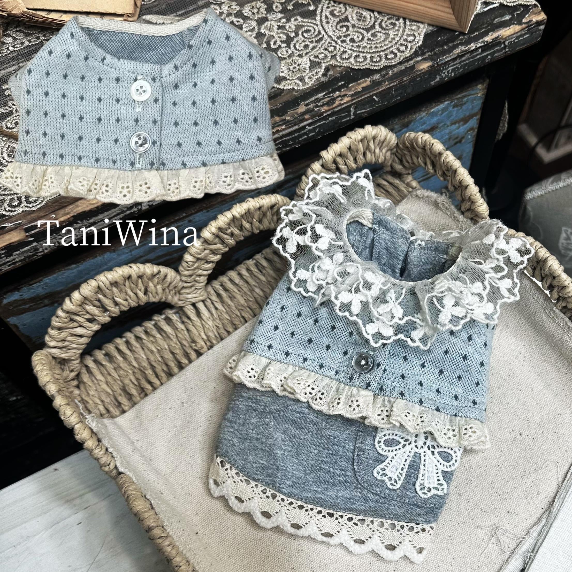 Sweet Lace Button Shoulder Cape｜TaniWina コットンニットレース