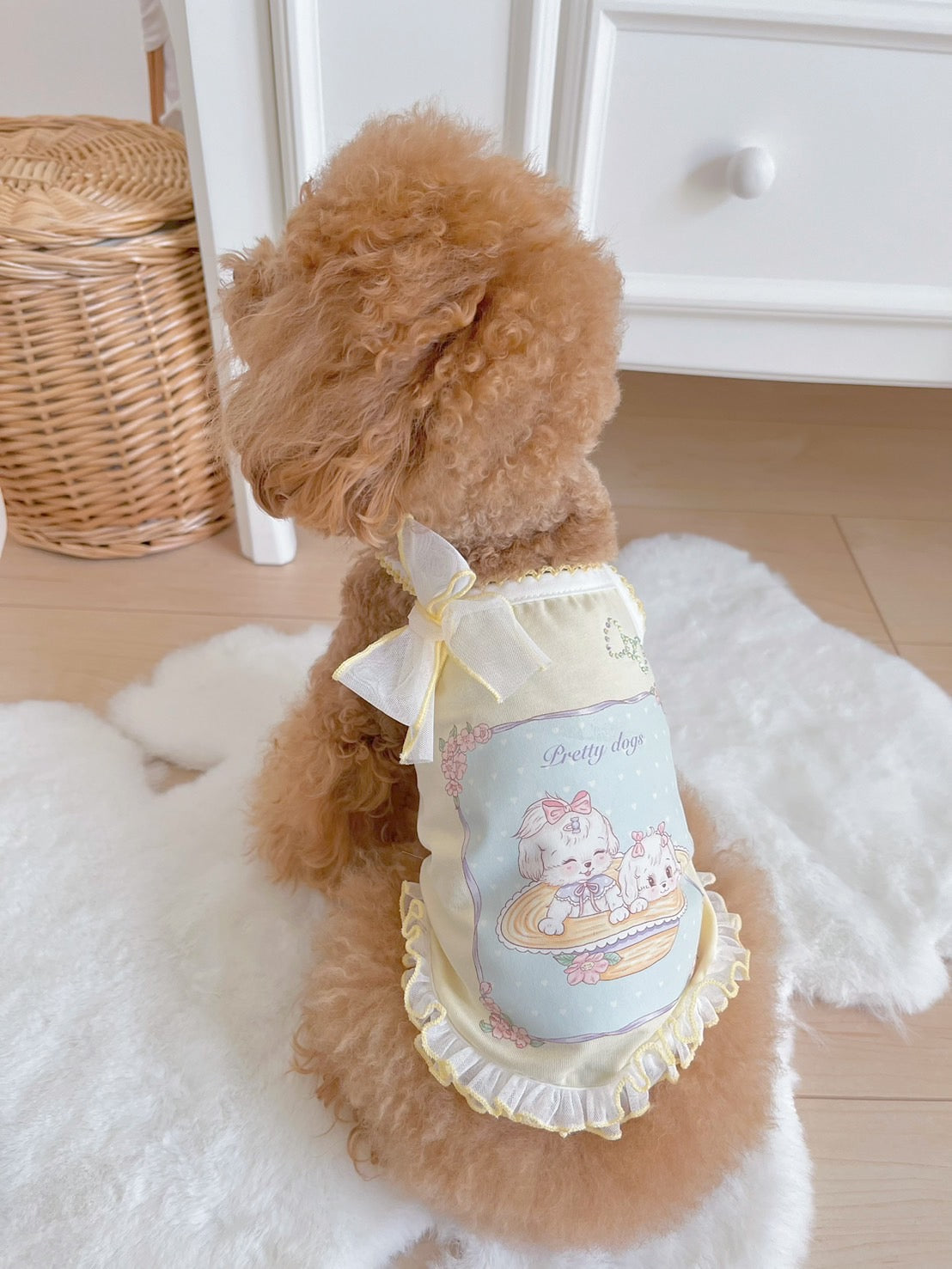 タニウィナの氷のようなタッチマカロンレースキャミソールは、小さな犬用です
