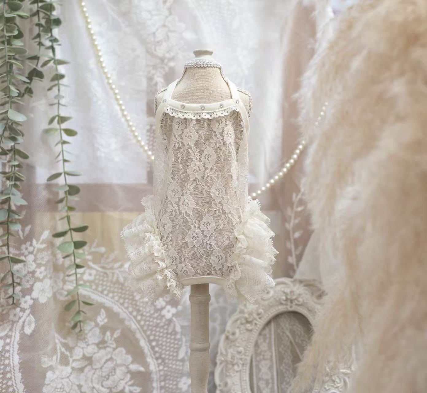 TaniWina Pearl Lace Elegant Romper