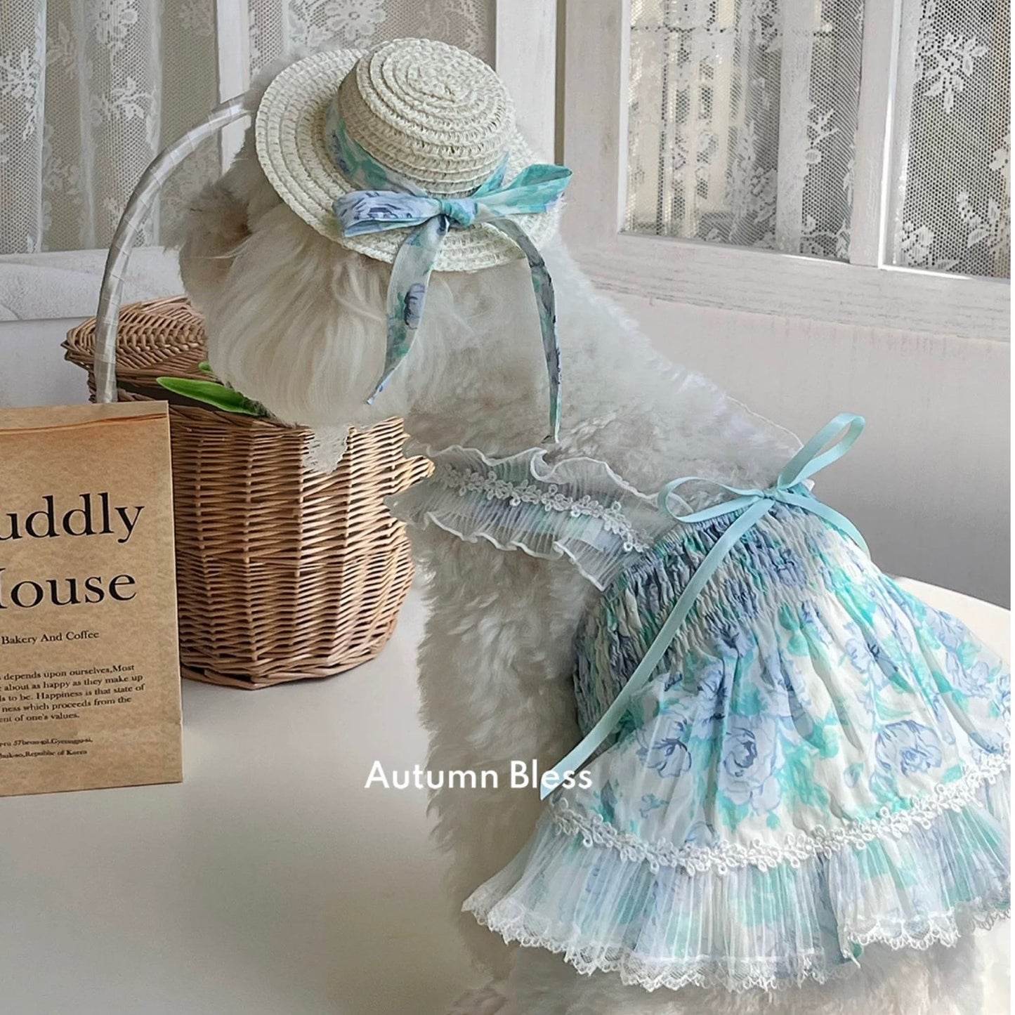 Autumn Bless の花のレースショルダーストラップドレスを祝福します