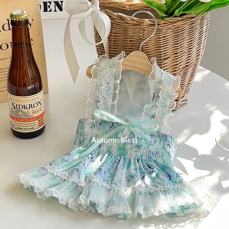 Autumn Bless の花のレースショルダーストラップドレスを祝福します