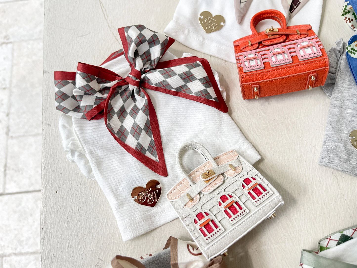 Fancy House Celeb Ribbon Shirt (with Scarf & Mini Bag)