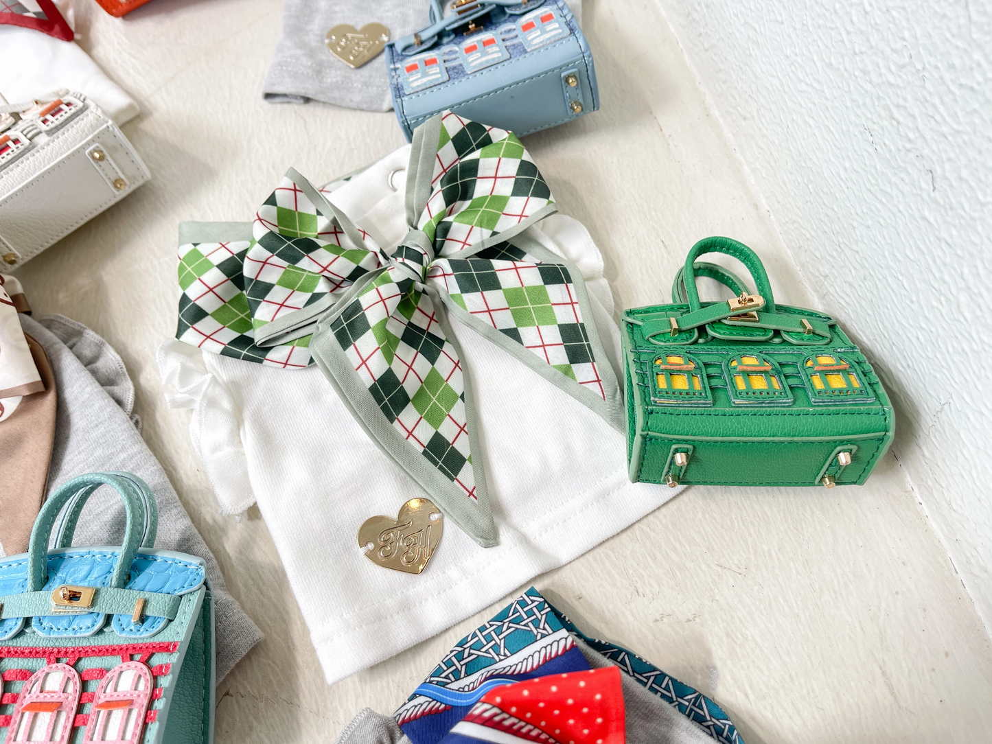 Fancy House Celeb Ribbon Shirt (with Scarf & Mini Bag)