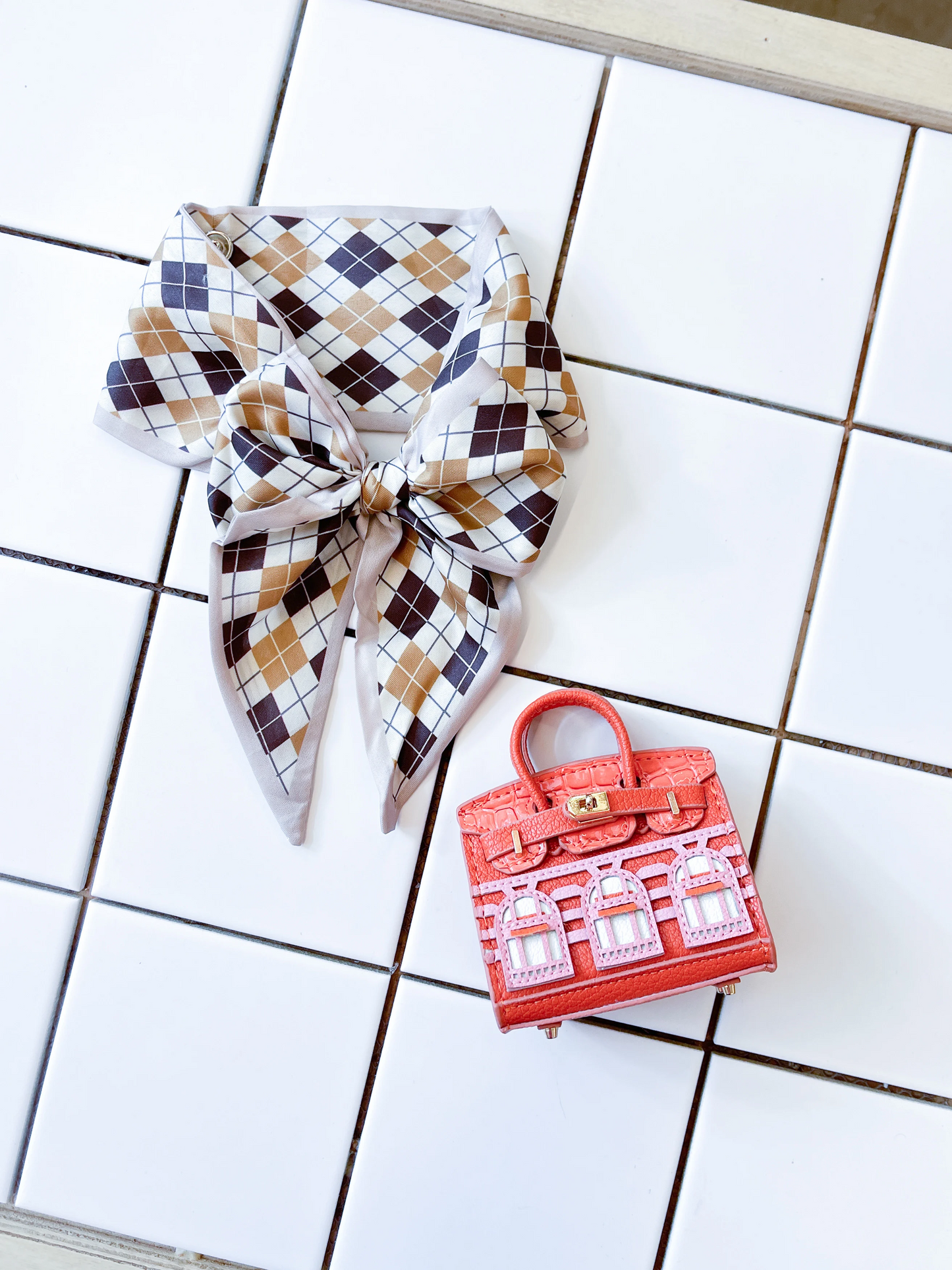 Fancy House Celeb Ribbon Shirt (with Scarf & Mini Bag)