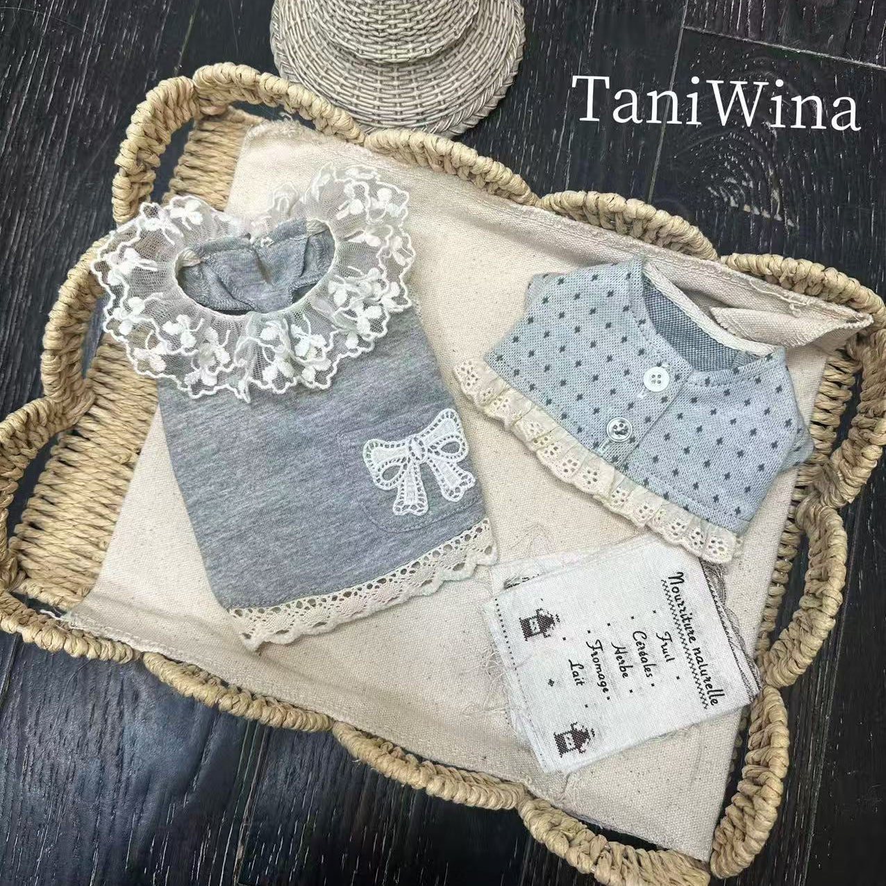 Sweet Lace Button Shoulder Cape｜TaniWina コットンニットレース