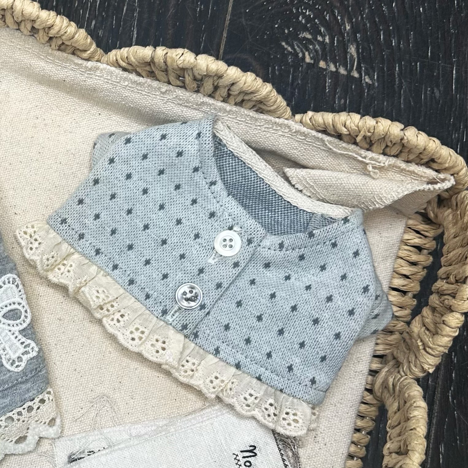 Sweet Lace Button Shoulder Cape｜TaniWina コットンニットレース
